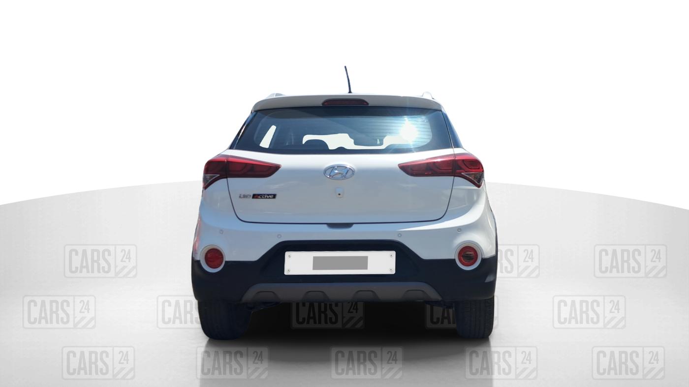 2016 Hyundai i20 Active 1.2 S, Petrol, Manual, 1,35,600 km, Back/Rear