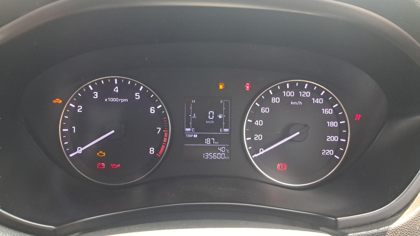 2016 Hyundai i20 Active 1.2 S, Petrol, Manual, 1,35,600 km, Odometer Image