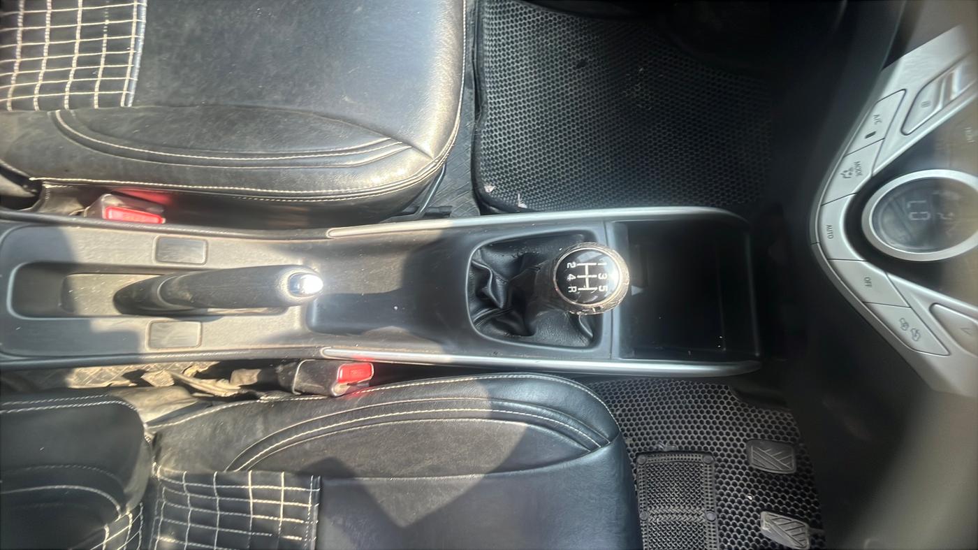2016 Maruti Baleno DELTA PETROL 1.2, Petrol, Manual, 56,499 km, Gear Lever