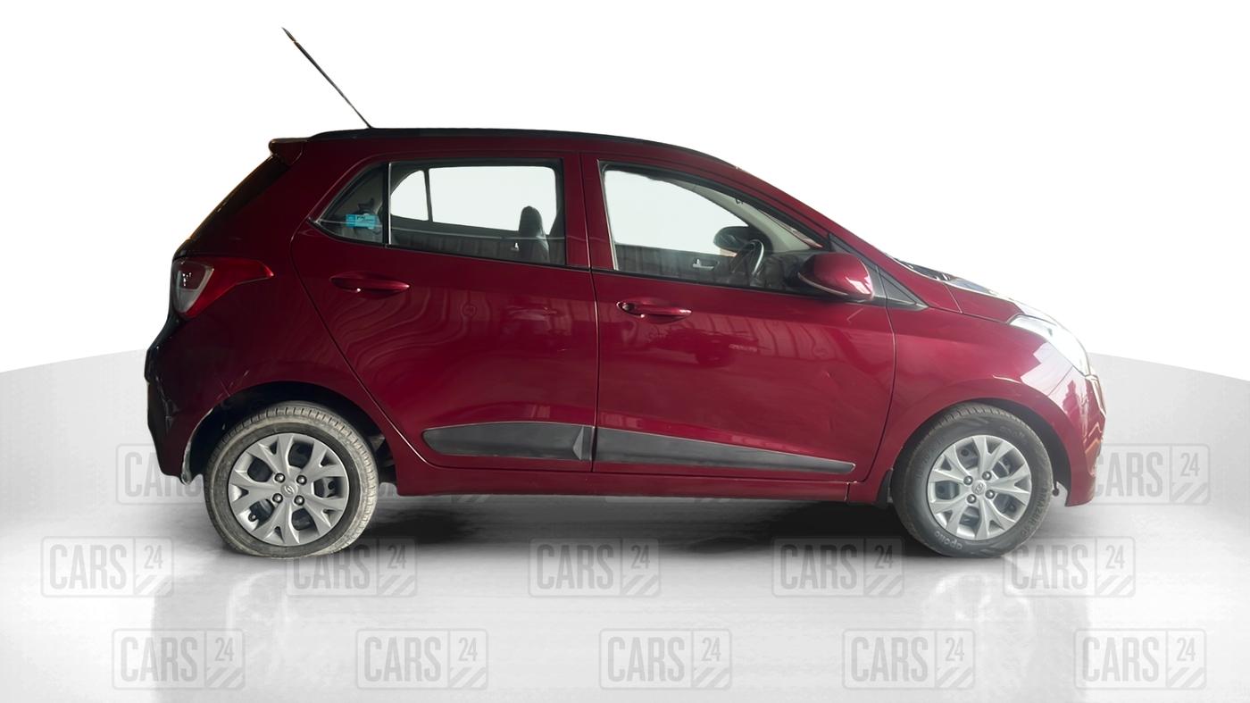 2015 Hyundai Grand i10 SPORTZ 1.2 KAPPA VTVT, Petrol, Manual, 59,233 km, Right Side View