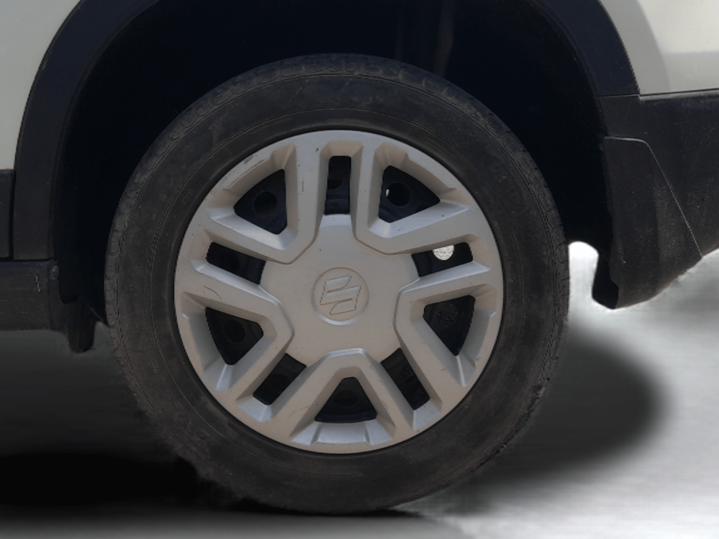 2019 Maruti Vitara Brezza VDI, Diesel, Manual, 81,897 km, Left Rear Wheel