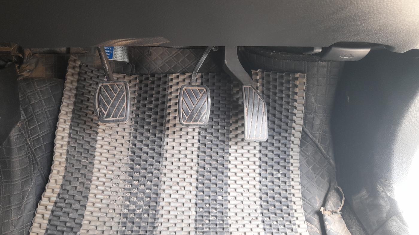 2019 Maruti Vitara Brezza VDI, Diesel, Manual, 81,897 km, Pedals