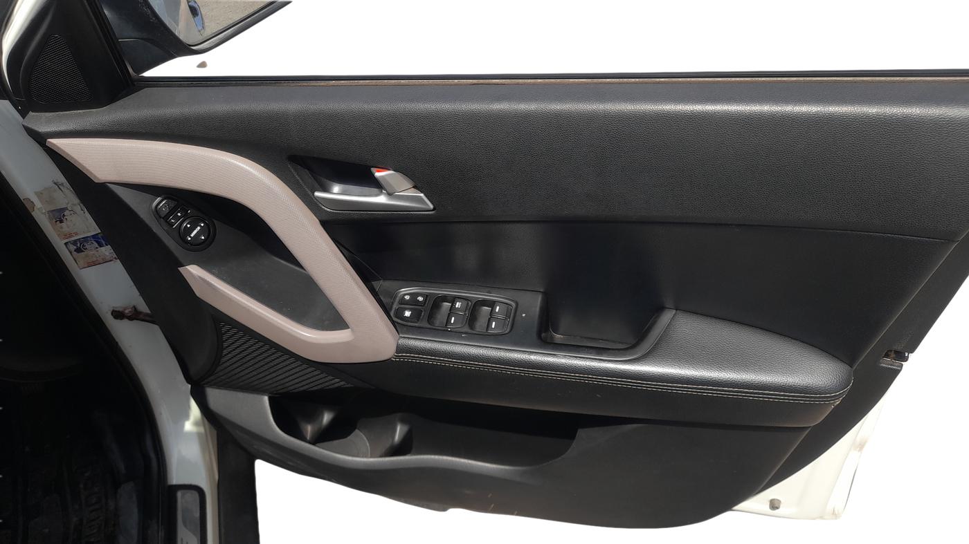 2018 Hyundai Creta SX (O) 1.6 PETROL, Petrol, Manual, 62,832 km, Driver Side Door Panel Controls