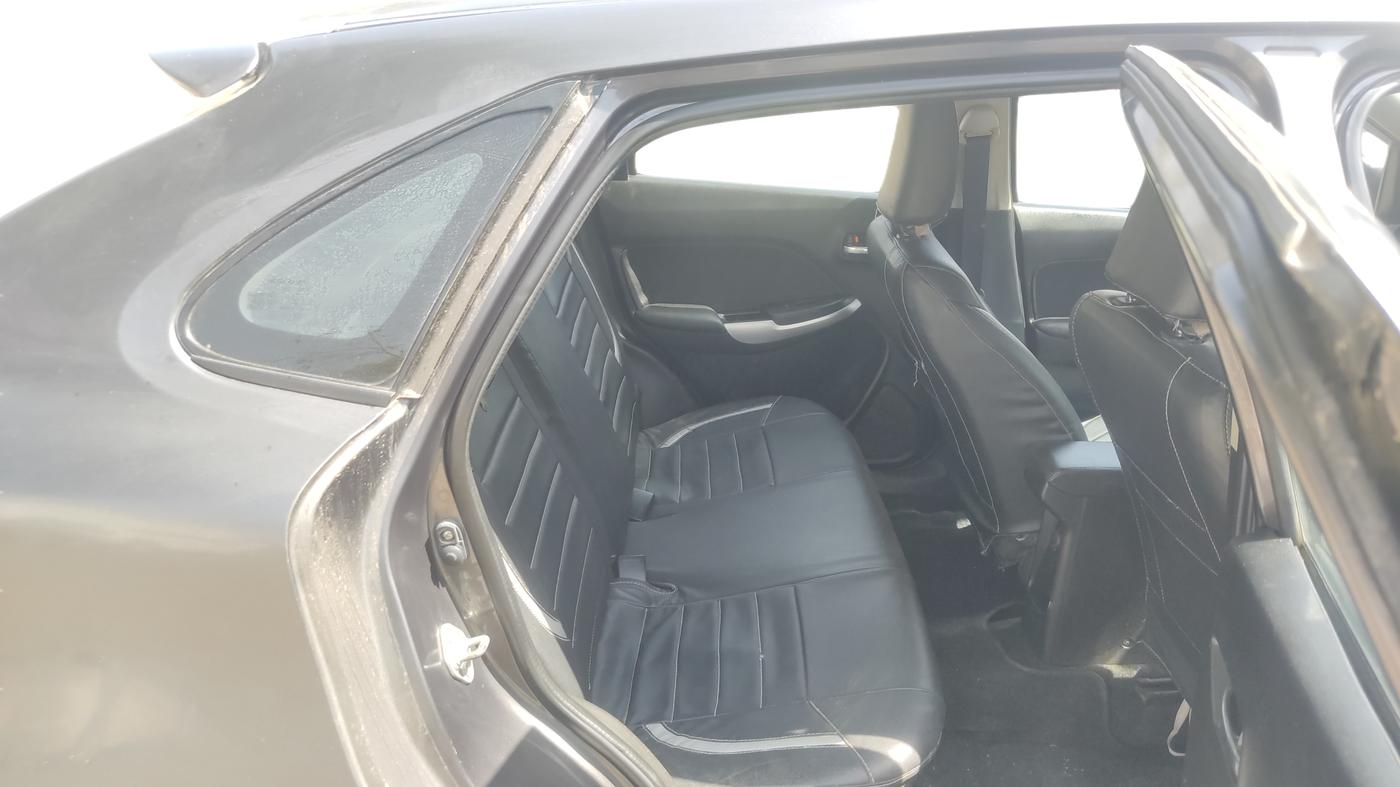 2015 Maruti Baleno DELTA DIESEL 1.3, Diesel, Manual, 52,948 km, Right Side Rear Door Cabin