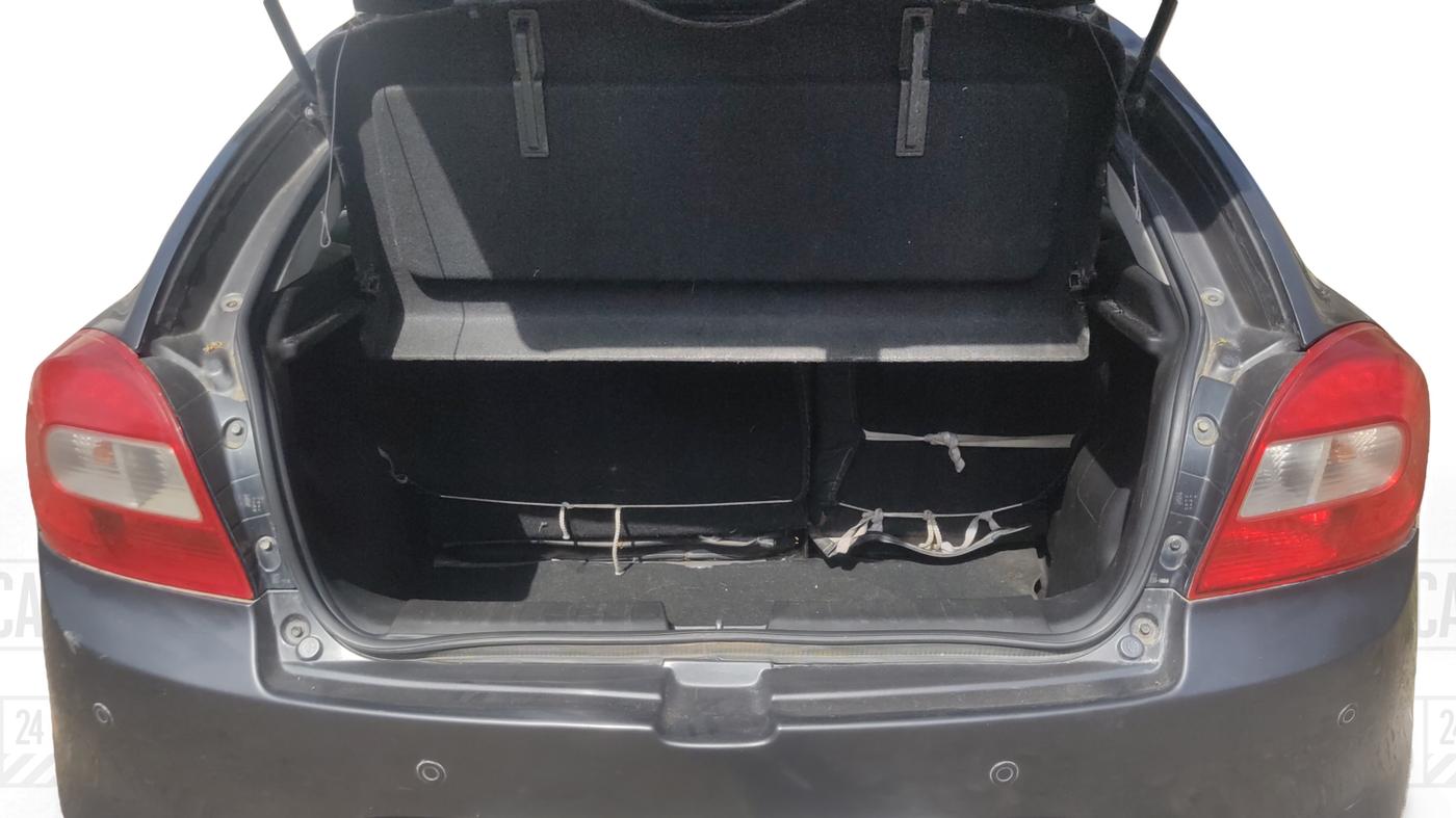 2015 Maruti Baleno DELTA DIESEL 1.3, Diesel, Manual, 52,948 km, Boot Inside