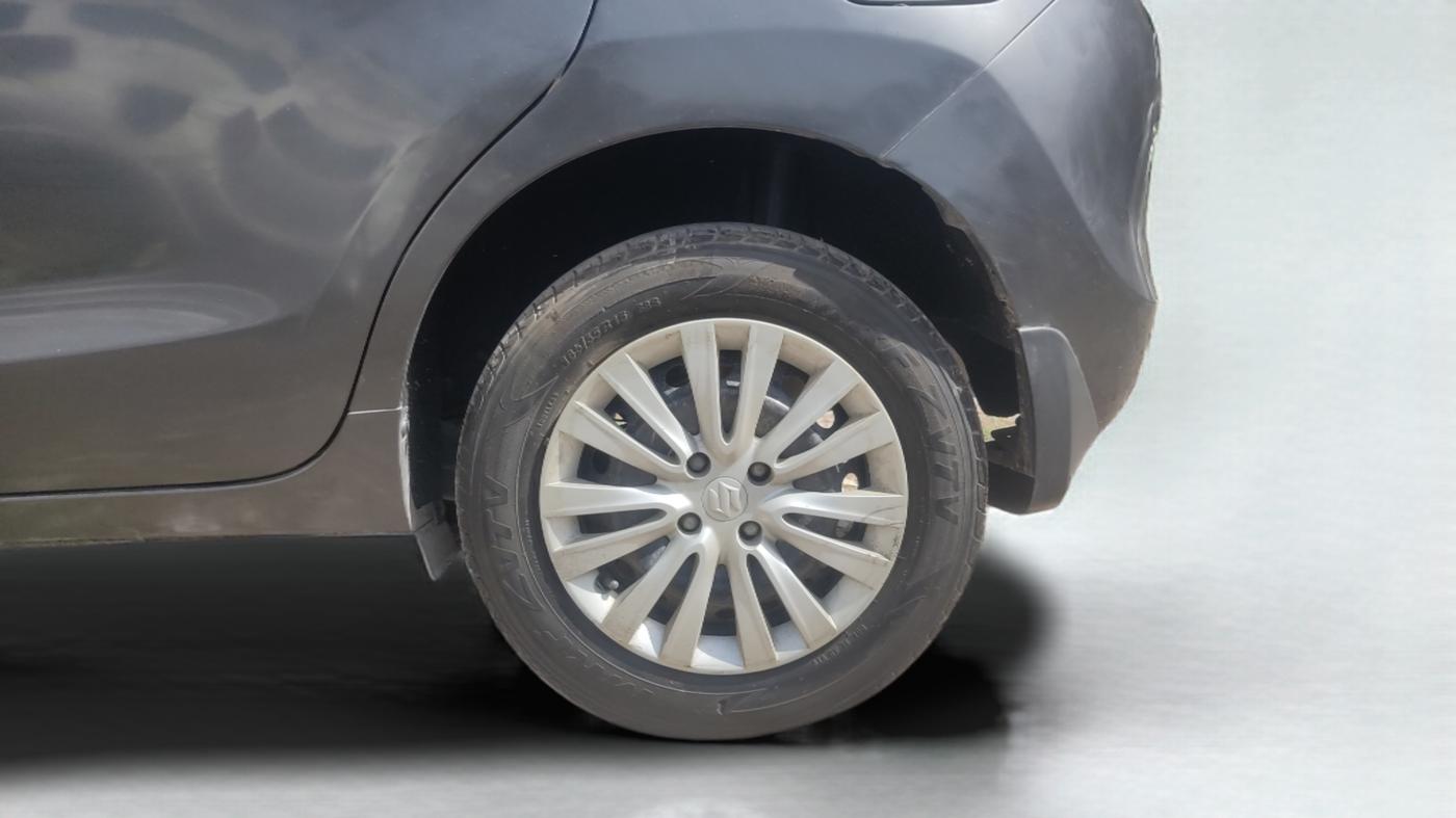 2015 Maruti Baleno DELTA DIESEL 1.3, Diesel, Manual, 52,948 km, Left Rear Wheel