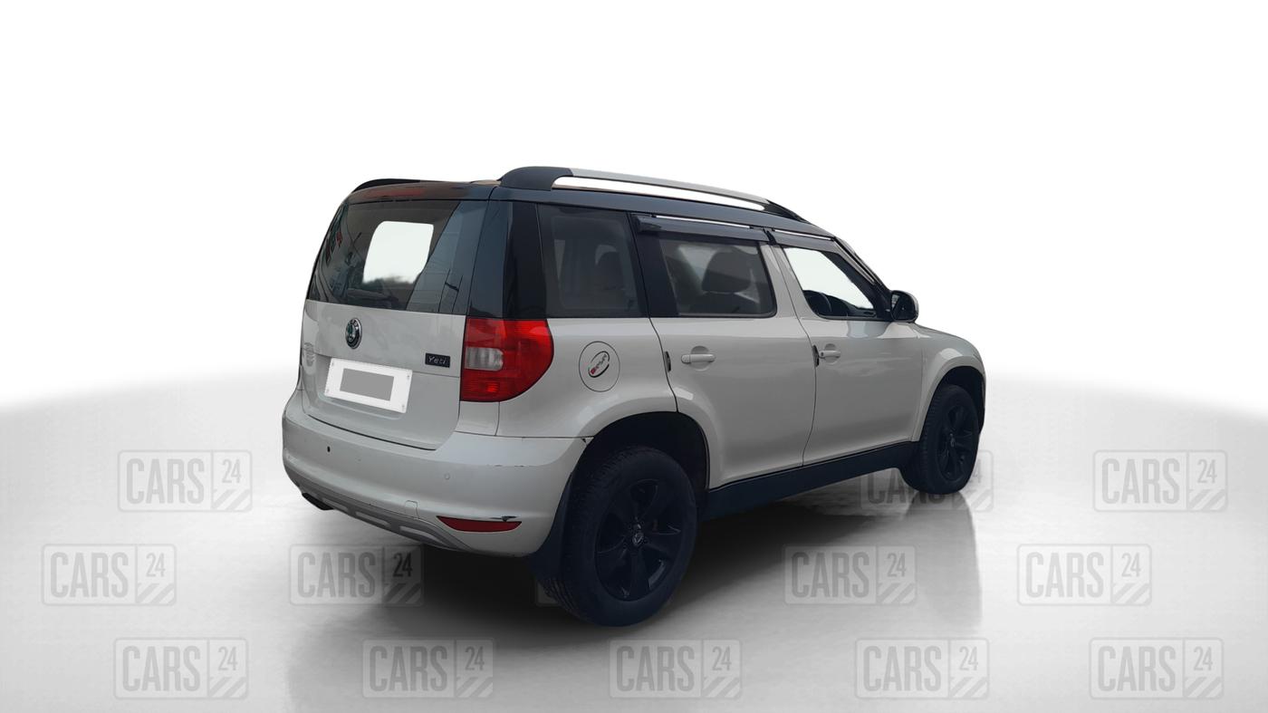 2014 Skoda Yeti AMBIENTE, Diesel, Manual, 81,000 km, Right Back Diagonal