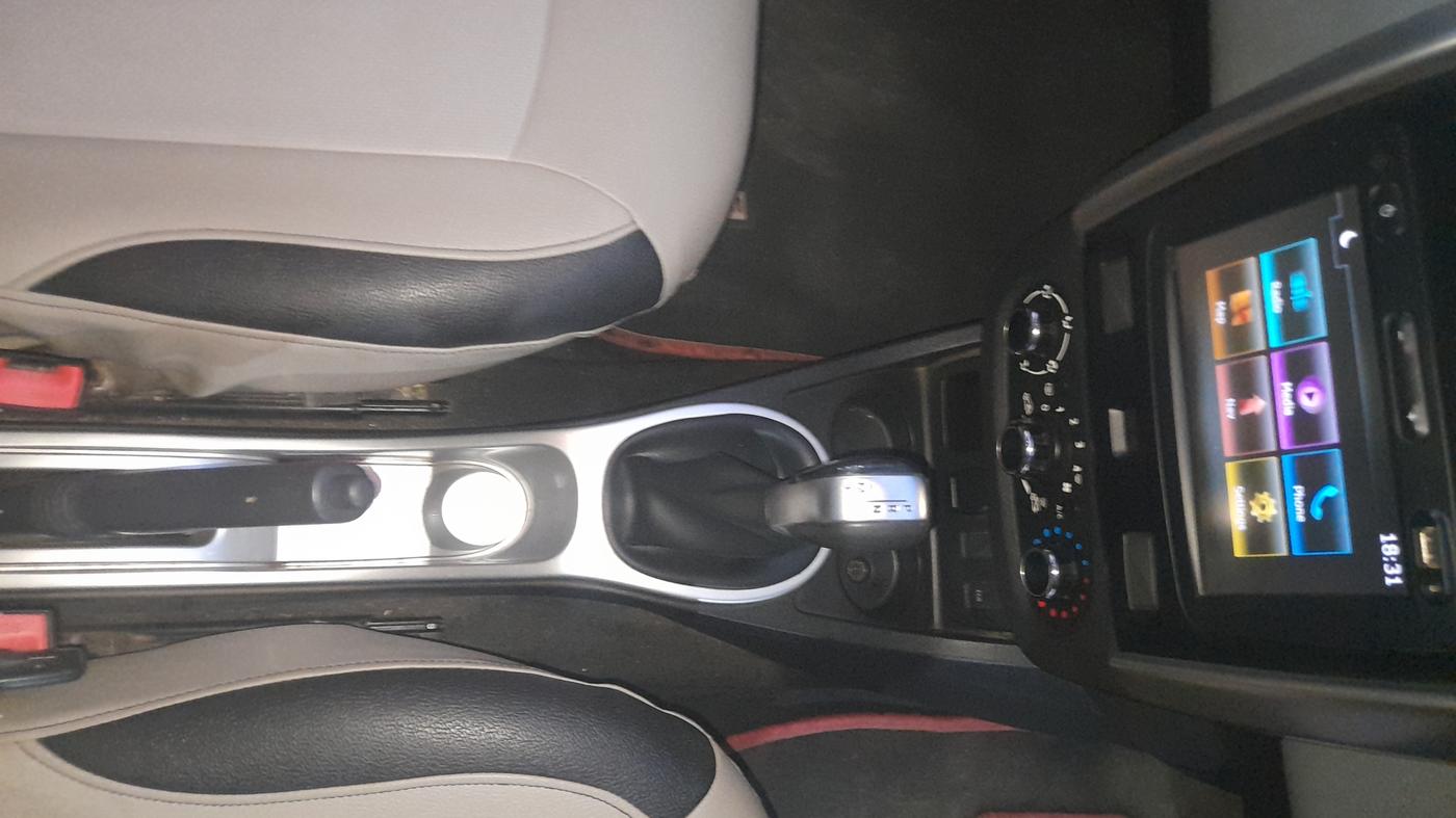 2017 Renault Duster RXS CVT, Petrol, Automatic, 46,200 km, Gear Lever