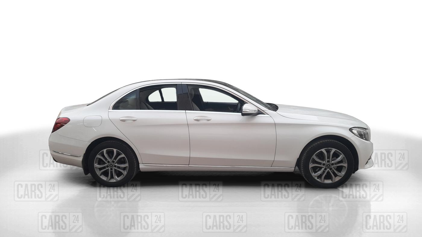 2015 Mercedes Benz C Class C 220 CDI AVANTGARDE, Diesel, Automatic, 83,357 km, Right Side View