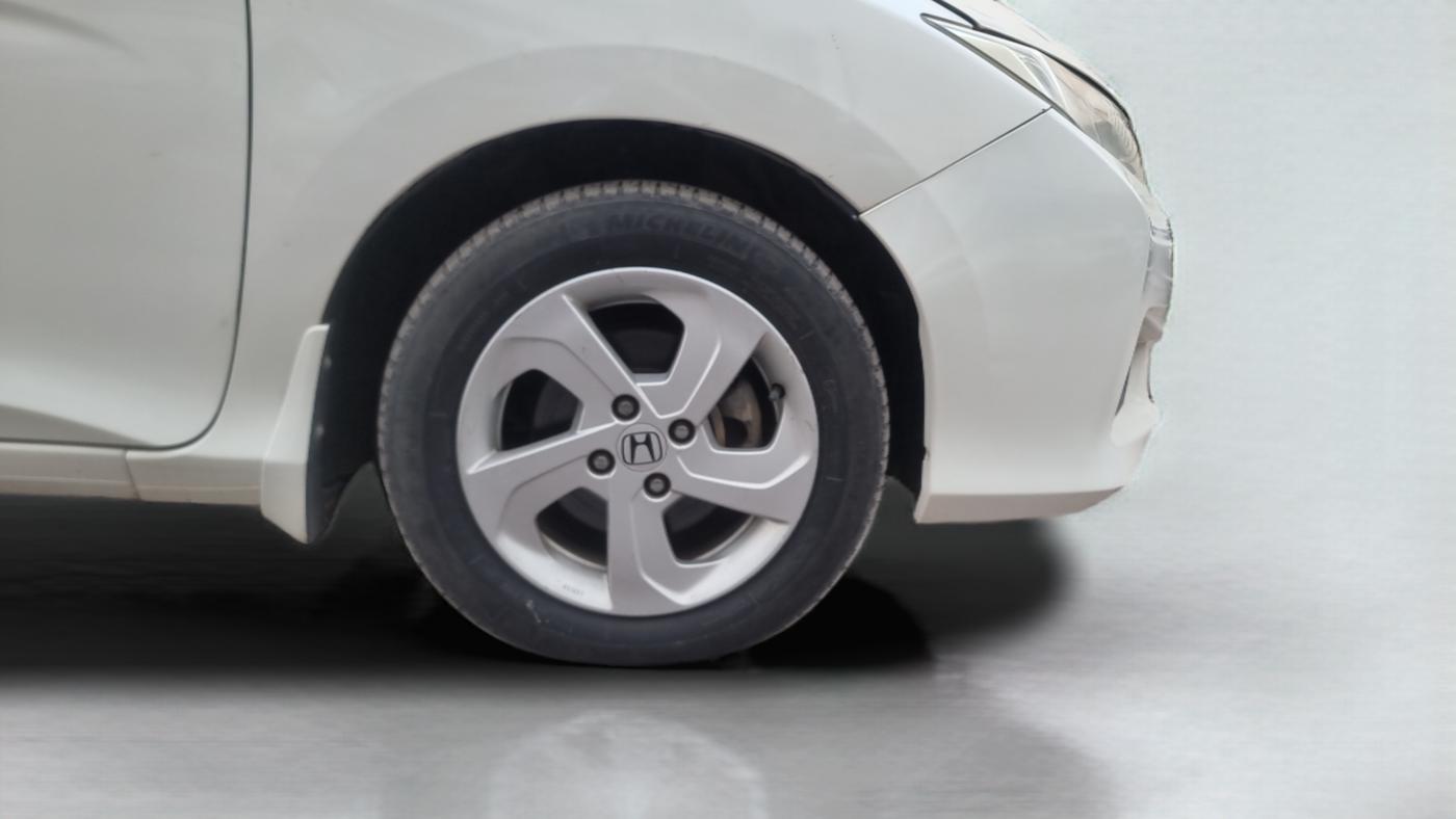 2015 Honda City 1.5L I-DTEC V, Diesel, Manual, 82,756 km, Right Front Wheel