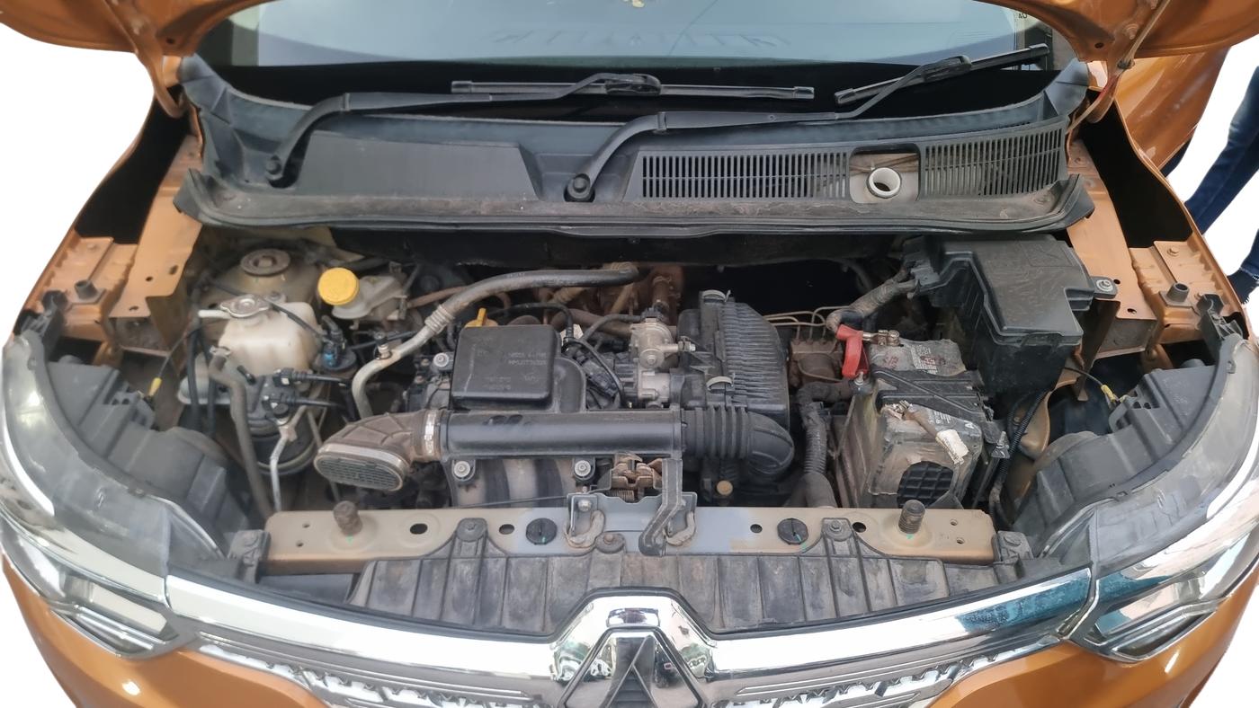 2019 Renault TRIBER RXZ, Petrol, Manual, 86,800 km, Open Bonnet