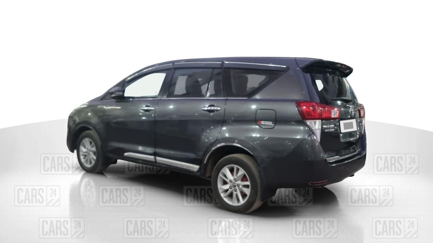 2017 Toyota Innova Crysta 2.4 VX 7 STR, Diesel, Manual, 1,38,979 km, Left Back Diagonal