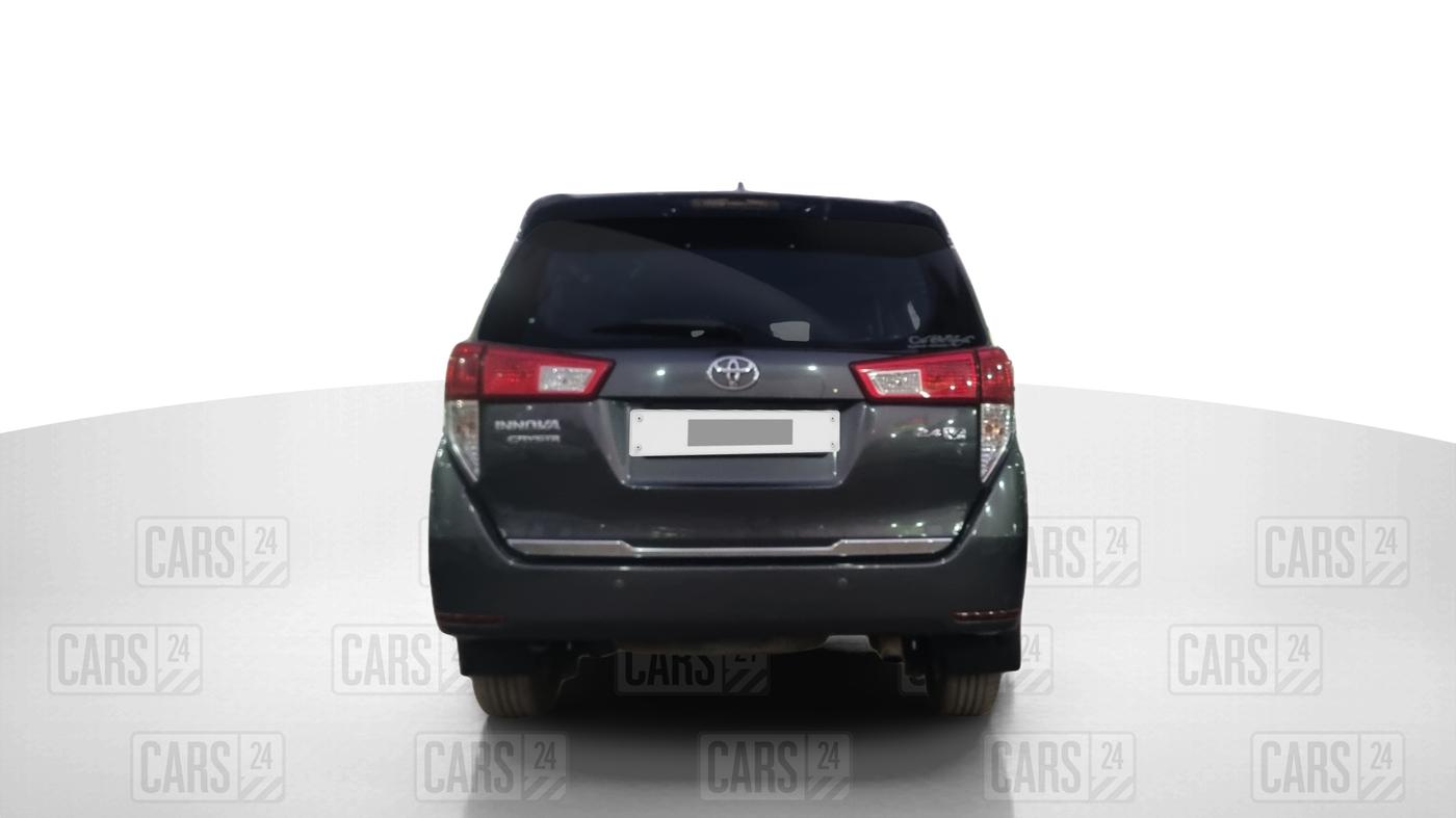 2017 Toyota Innova Crysta 2.4 VX 7 STR, Diesel, Manual, 1,38,979 km, Back/Rear