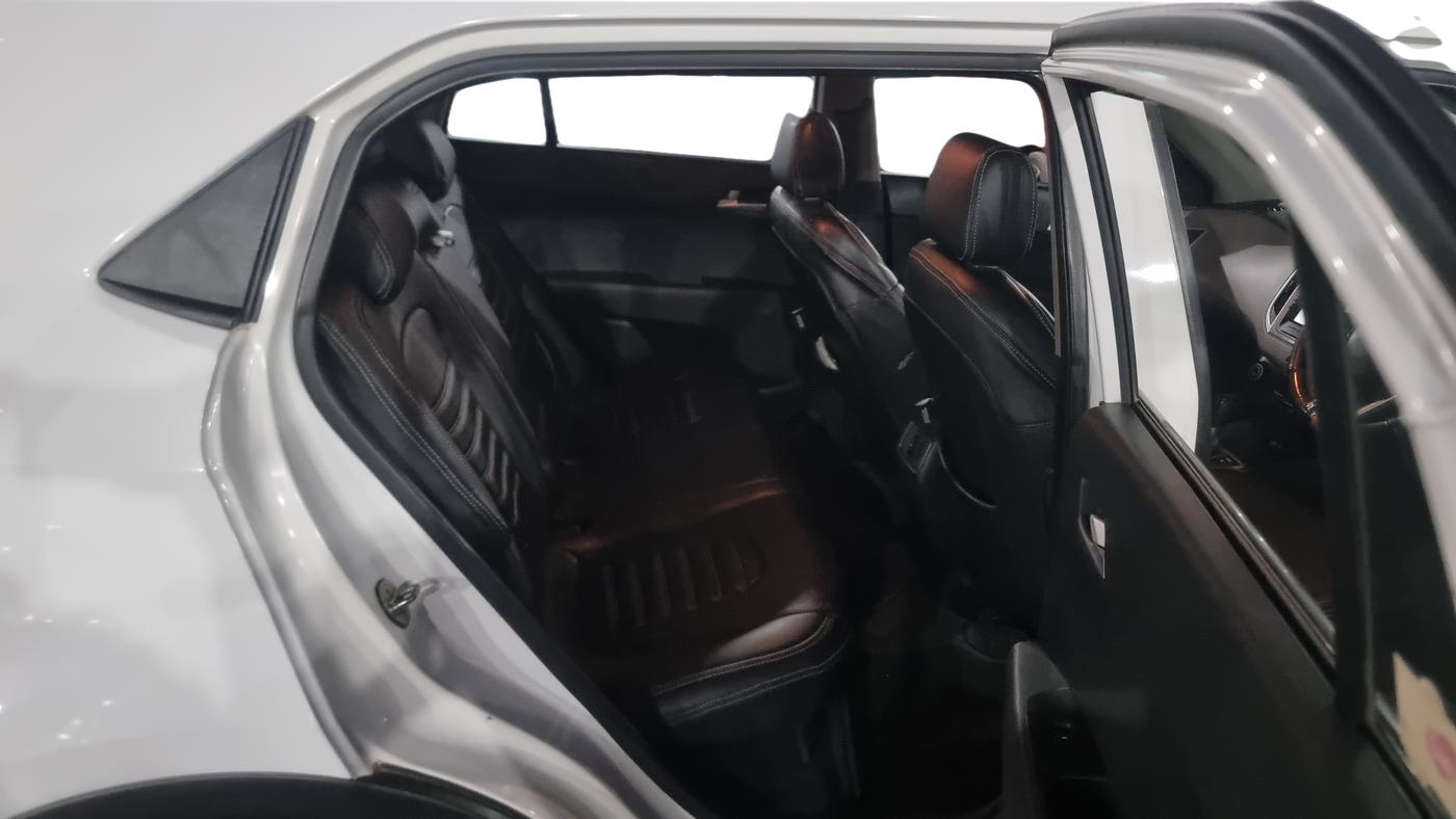 2018 Hyundai Creta SX AT 1.6 DIESEL, Diesel, Automatic, 84,069 km, Right Side Rear Door Cabin