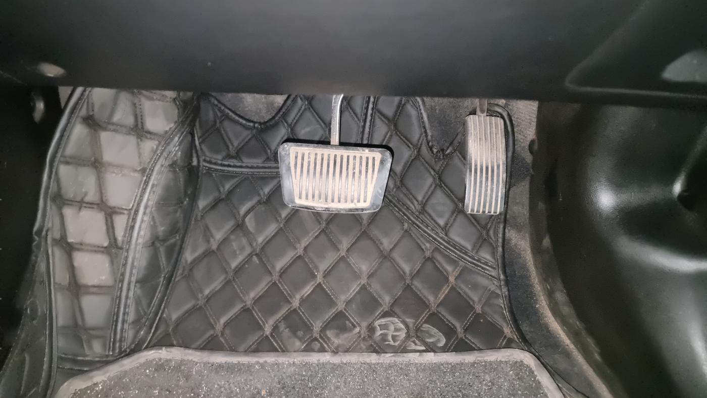 2018 Hyundai Creta SX AT 1.6 DIESEL, Diesel, Automatic, 84,069 km, Pedals