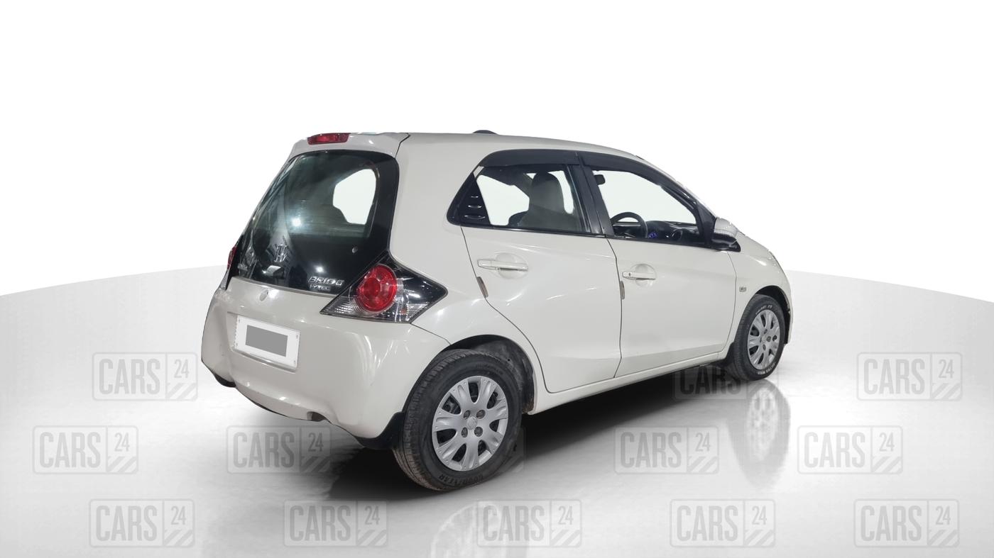 2016 Honda Brio S MT, Petrol, Manual, 52,305 km, Right Back Diagonal