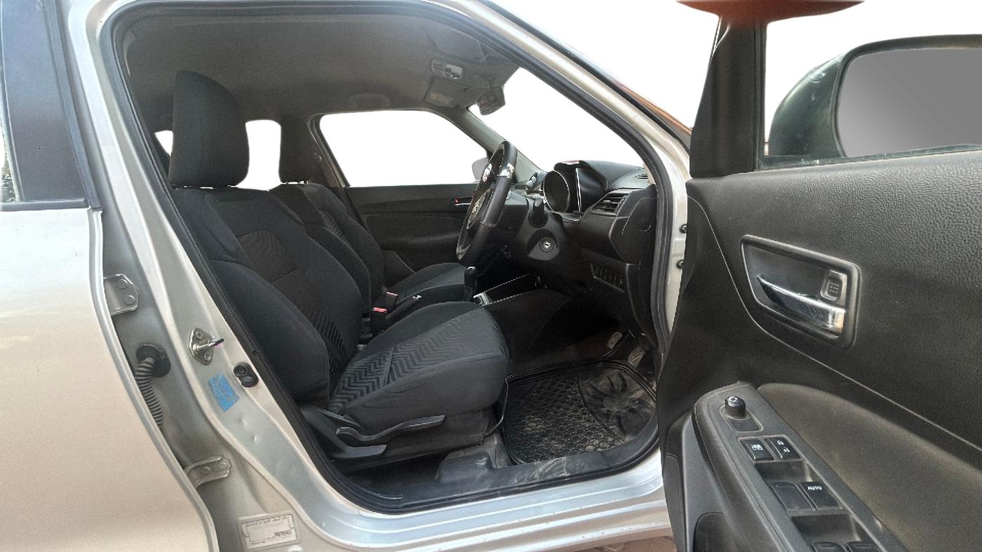 2019 Maruti Swift VXI, Petrol, Manual, 66,671 km, Right Side Front Door Cabin