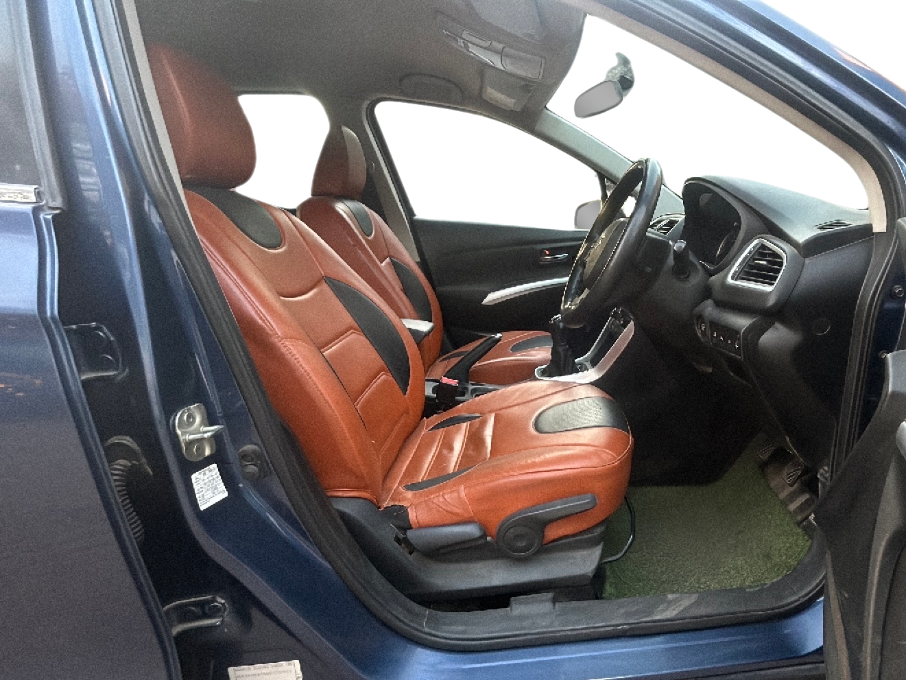 2018 Maruti S Cross ZETA 1.3, Diesel, Manual, 58,569 km, Right Side Front Door Cabin