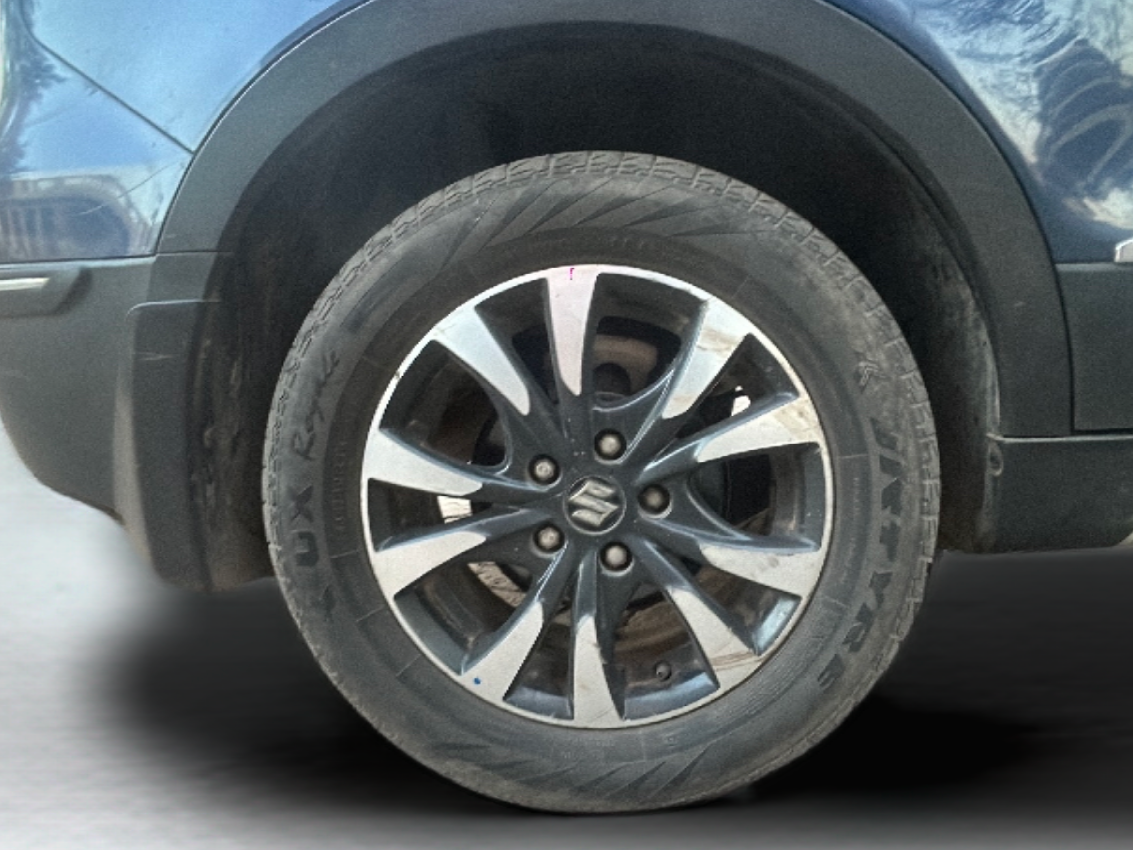 2018 Maruti S Cross ZETA 1.3, Diesel, Manual, 58,569 km, Right Rear Wheel