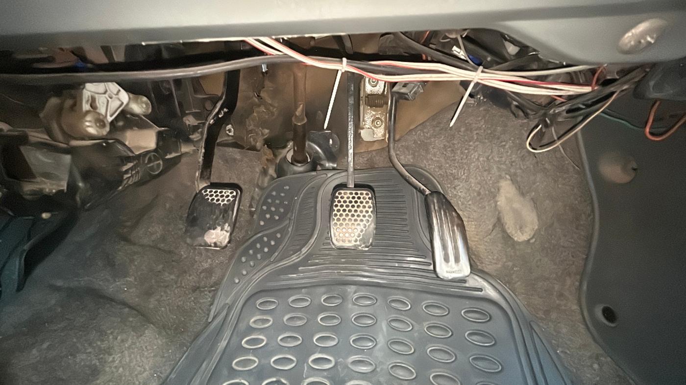 2013 Maruti Alto K10 VXI, Petrol, Manual, 72,107 km, Pedals