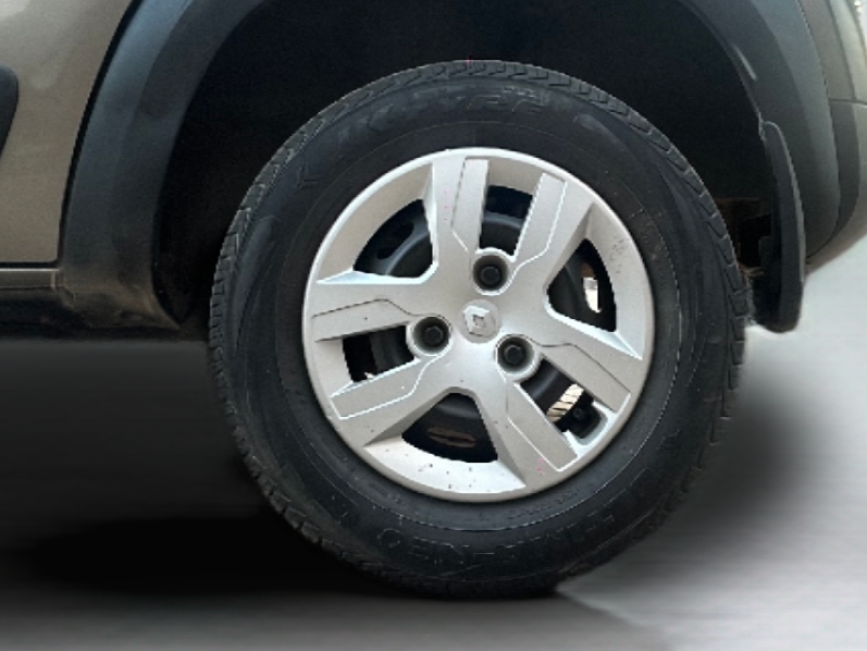2018 Renault Kwid RXL, Petrol, Manual, 55,931 km, Left Rear Wheel