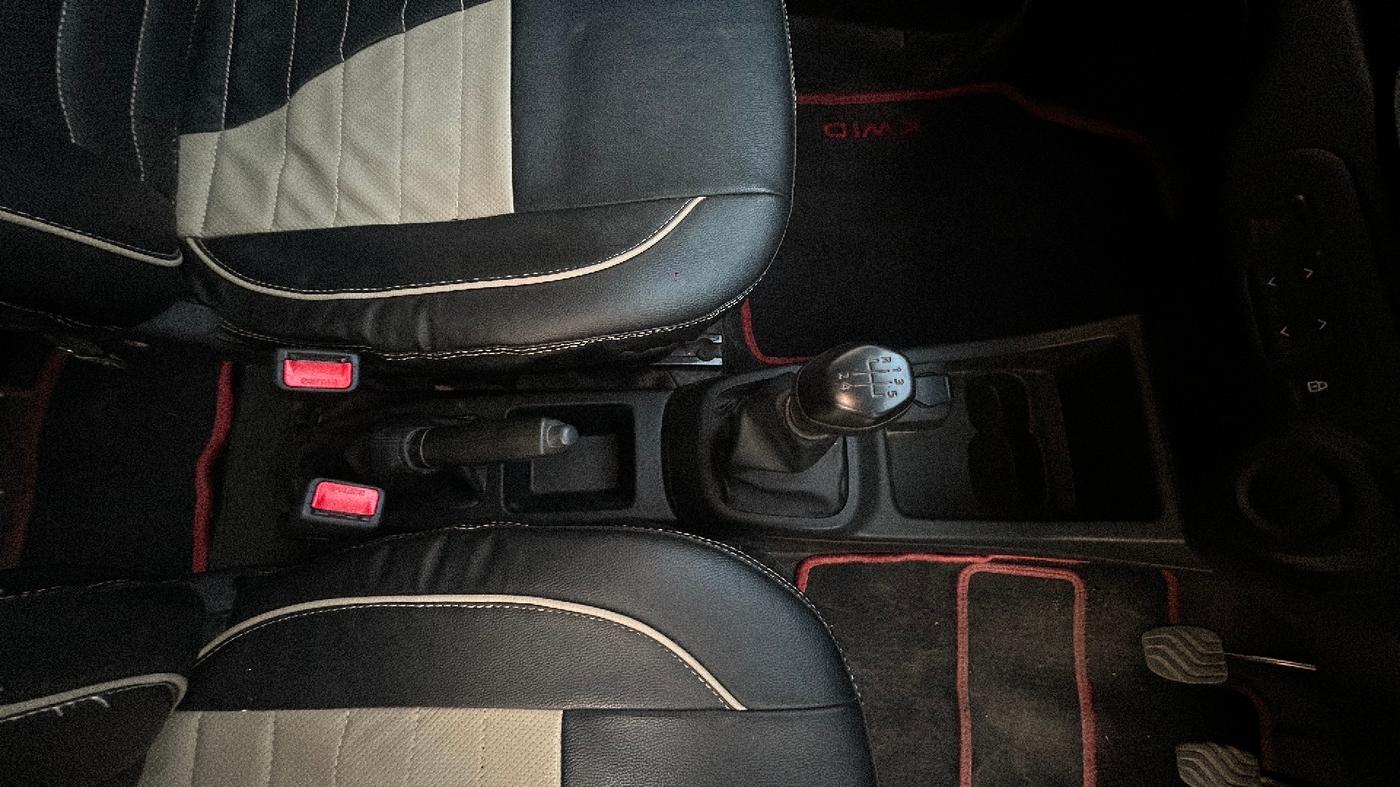 2018 Renault Kwid RXL, Petrol, Manual, 55,931 km, Gear Lever