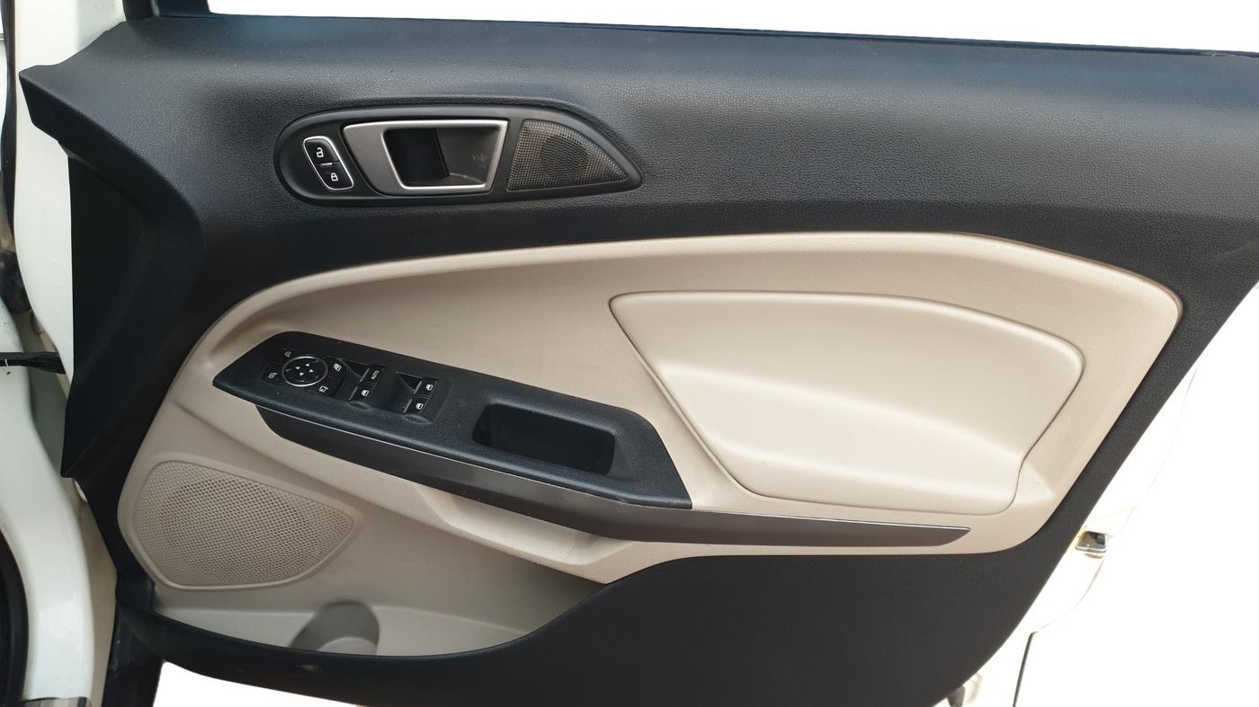 2019 Ford Ecosport TITANIUM 1.5L DIESEL, Diesel, Manual, 97,124 km, Driver Side Door Panel Controls