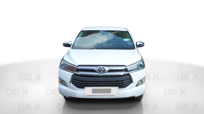 2017 Toyota Innova Crysta 2.4 ZX 7 STR, Diesel, Manual, 1,94,485 km, Front