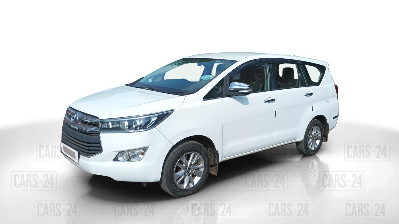 2017 Toyota Innova Crysta 2.4 ZX 7 STR, Diesel, Manual, 1,94,485 km, Left Front Diagonal
