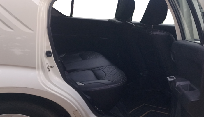 2021 Maruti IGNIS SIGMA 1.2, Petrol, Manual, 77,536 km, Right Side Rear Door Cabin