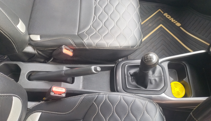 2021 Maruti IGNIS SIGMA 1.2, Petrol, Manual, 77,536 km, Gear Lever
