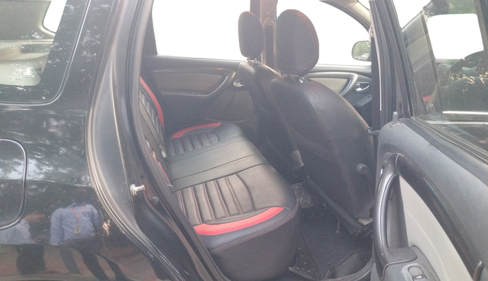 2014 Renault Duster 110 PS RXL ADVENTURE, Diesel, Manual, 1,01,200 km, Right Side Rear Door Cabin