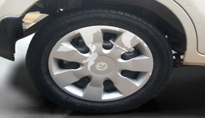 2016 Maruti Alto K10 VXI AMT, Petrol, Automatic, 84,082 km, Right Rear Wheel