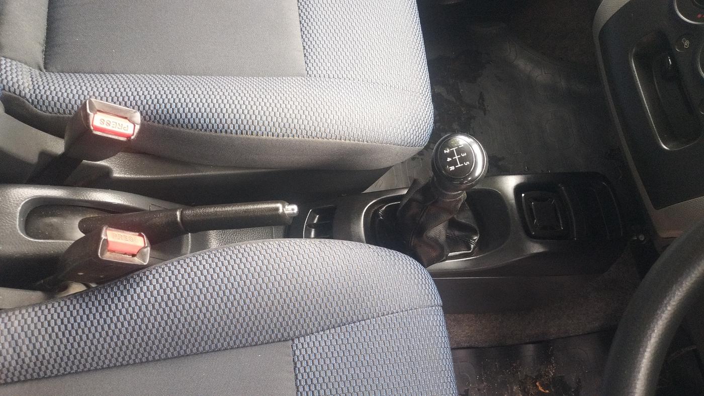 2011 Maruti Wagon R 1.0 VXI, Petrol, Manual, 73,971 km, Gear Lever