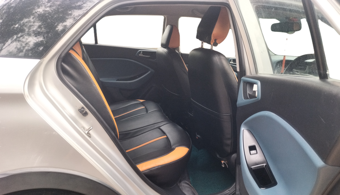 2015 Hyundai i20 Active 1.2 S, Petrol, Manual, 91,442 km, Right Side Rear Door Cabin