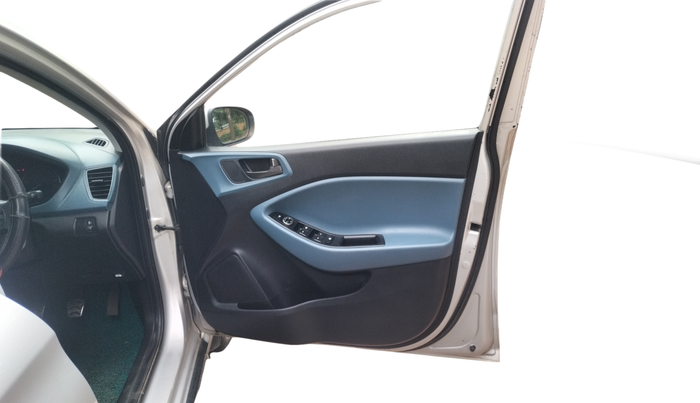 2015 Hyundai i20 Active 1.2 S, Petrol, Manual, 91,442 km, Driver Side Door Panel Controls