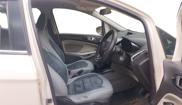 2015 Ford Ecosport AMBIENTE 1.5L DIESEL, Diesel, Manual, 1,49,606 km, Right Side Front Door Cabin