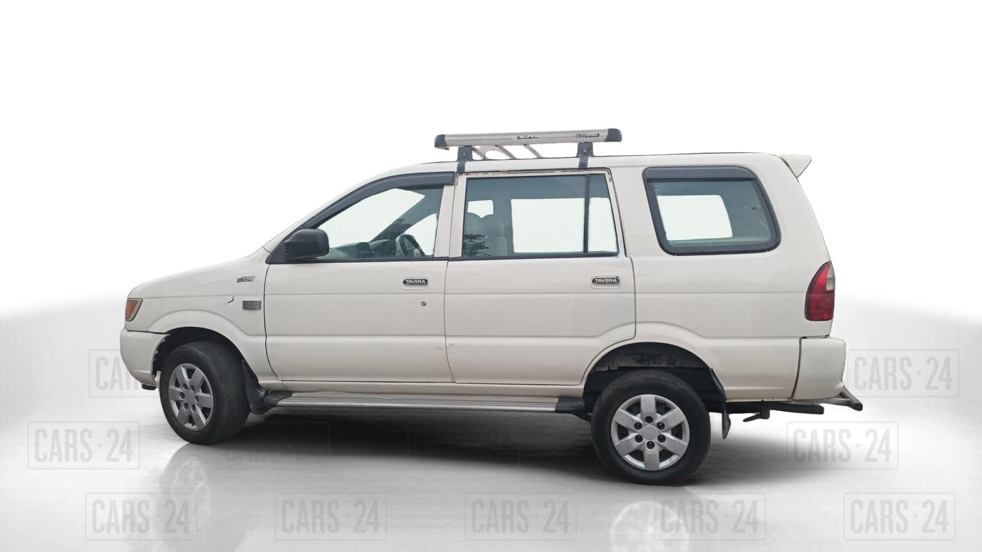2012 Chevrolet Tavera NEO 3 LS R 10 STR BS IV, Diesel, Manual, 1,20,500 km, Left Side