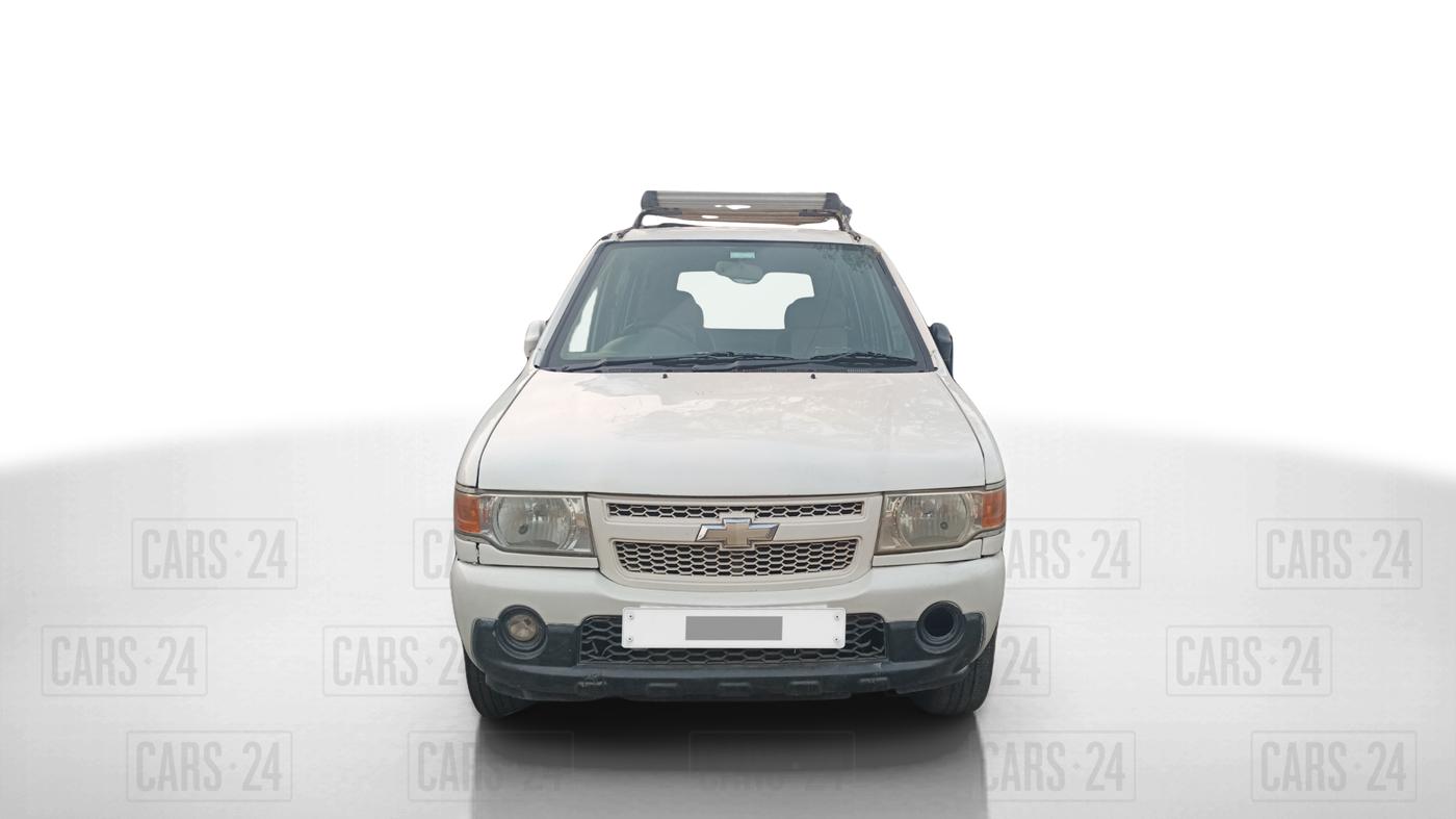 2012 Chevrolet Tavera NEO 3 LS R 10 STR BS IV, Diesel, Manual, 1,20,500 km, Front