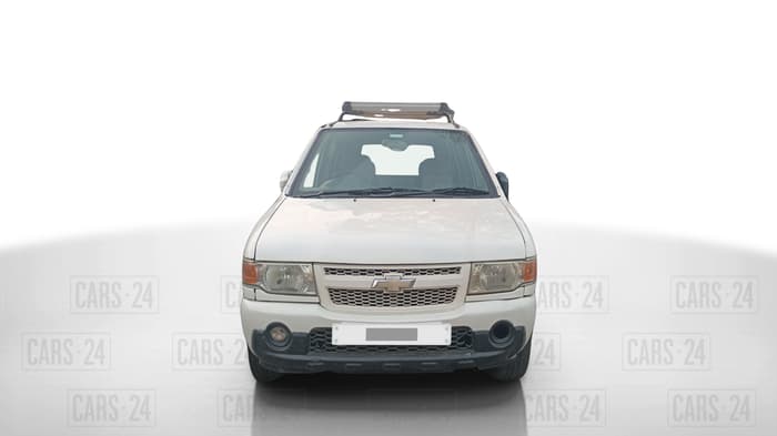 2012 Chevrolet Tavera NEO 3 LS R 10 STR BS IV, Diesel, Manual, 1,20,500 km, Front