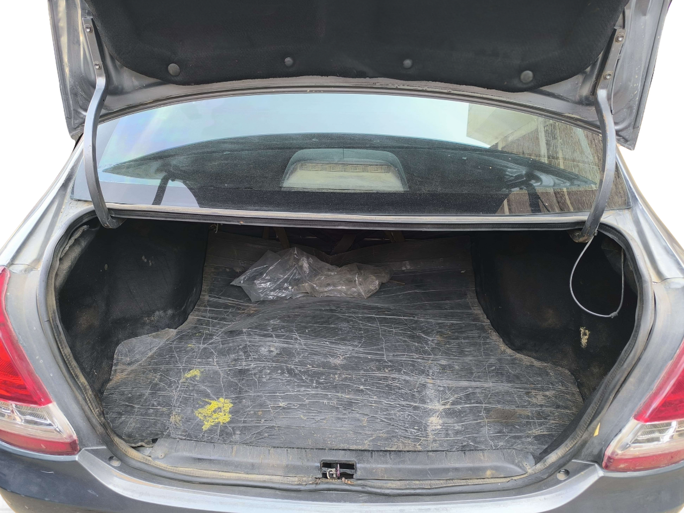 2013 Toyota Etios GD, Diesel, Manual, 92,197 km, Boot Inside