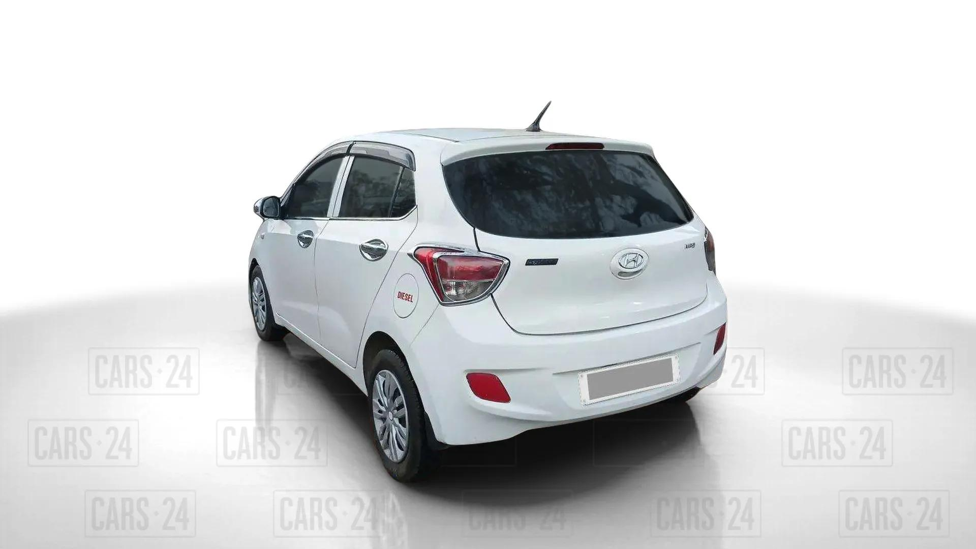 2013 Hyundai Grand i10 MAGNA 1.1 CRDI, Diesel, Manual, 91,996 km, Left Back Diagonal