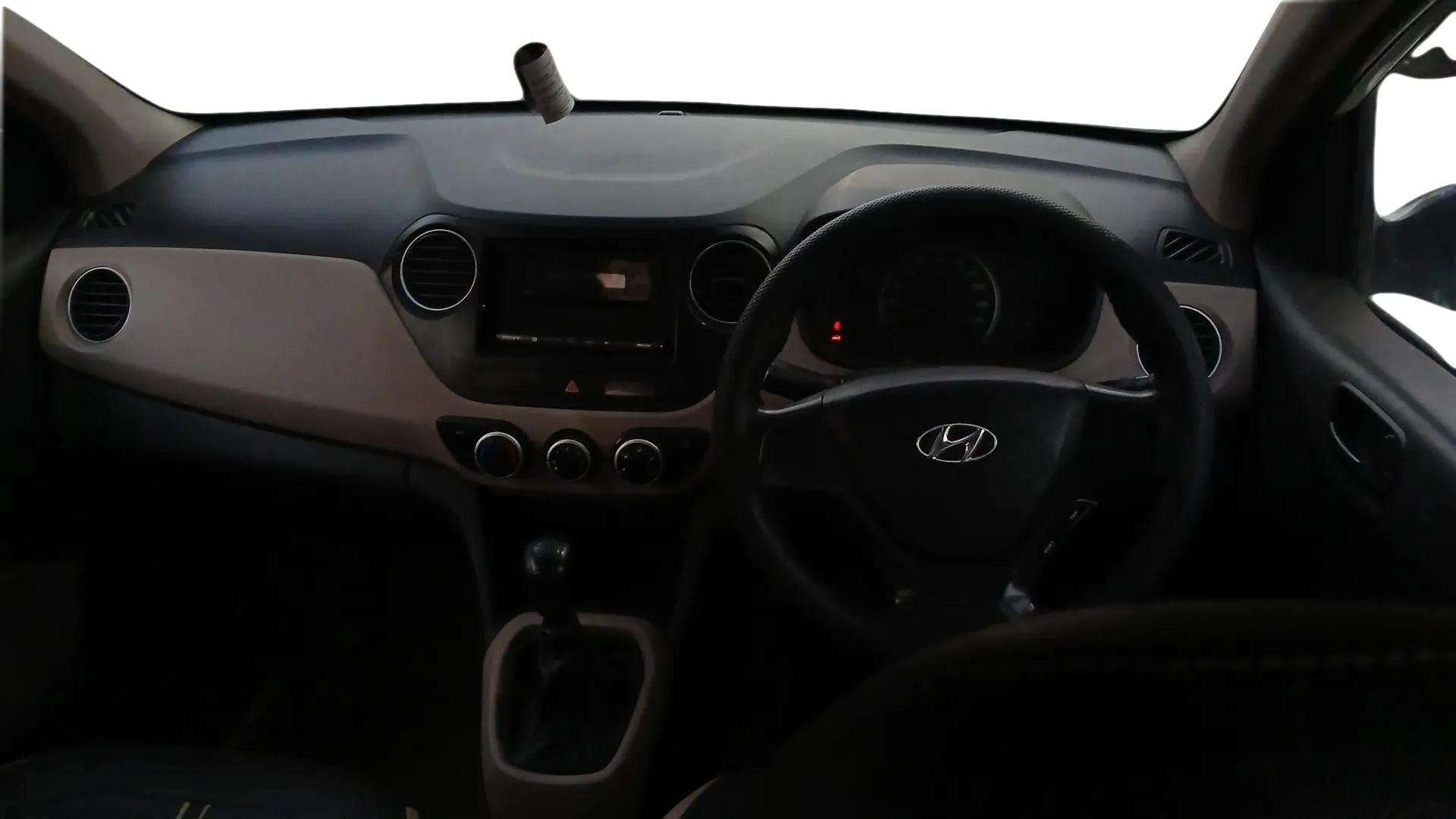 2013 Hyundai Grand i10 MAGNA 1.1 CRDI, Diesel, Manual, 91,996 km, Dashboard