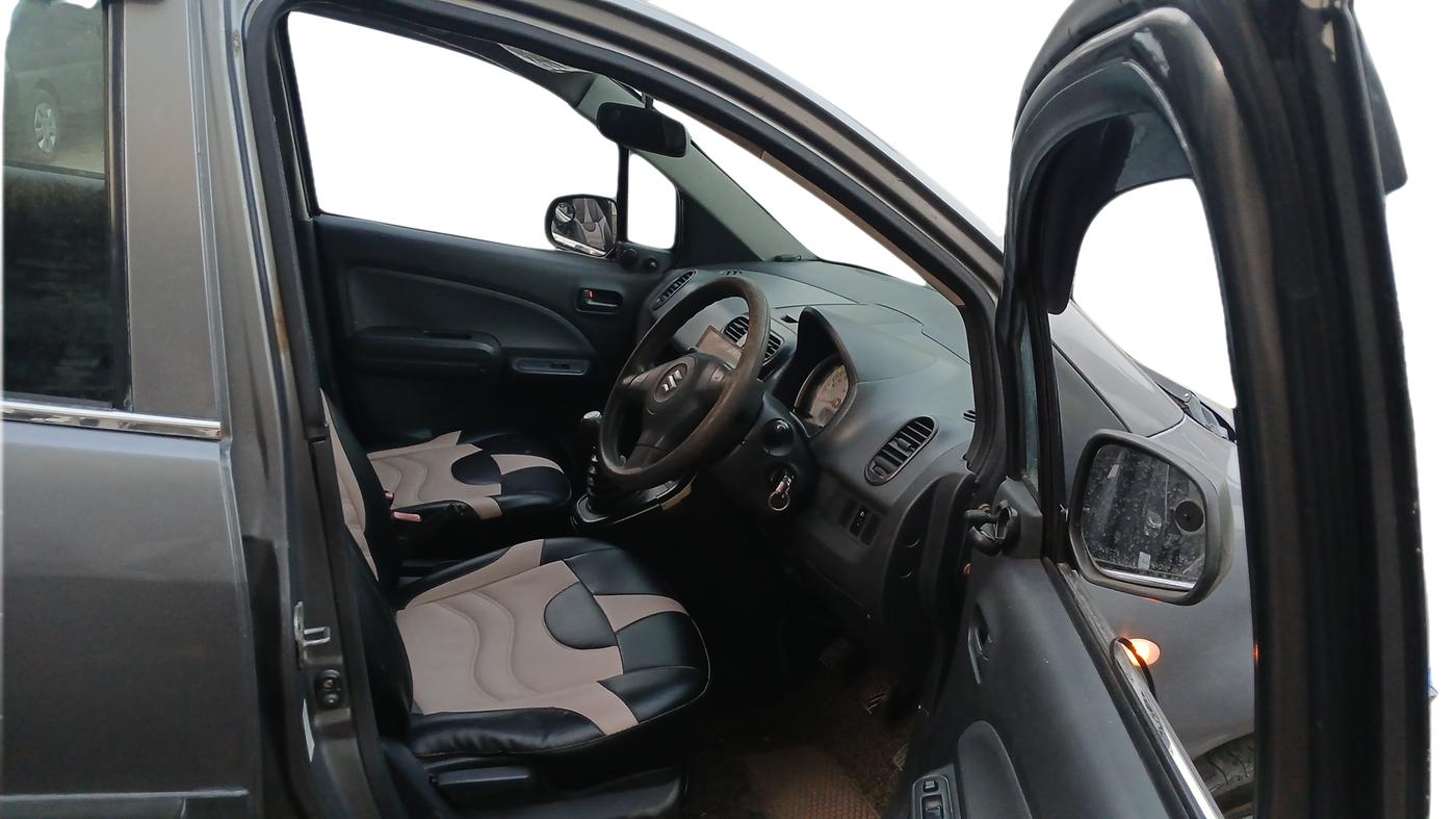 2011 Maruti Ritz LDI, Diesel, Manual, 85,397 km, Right Side Front Door Cabin