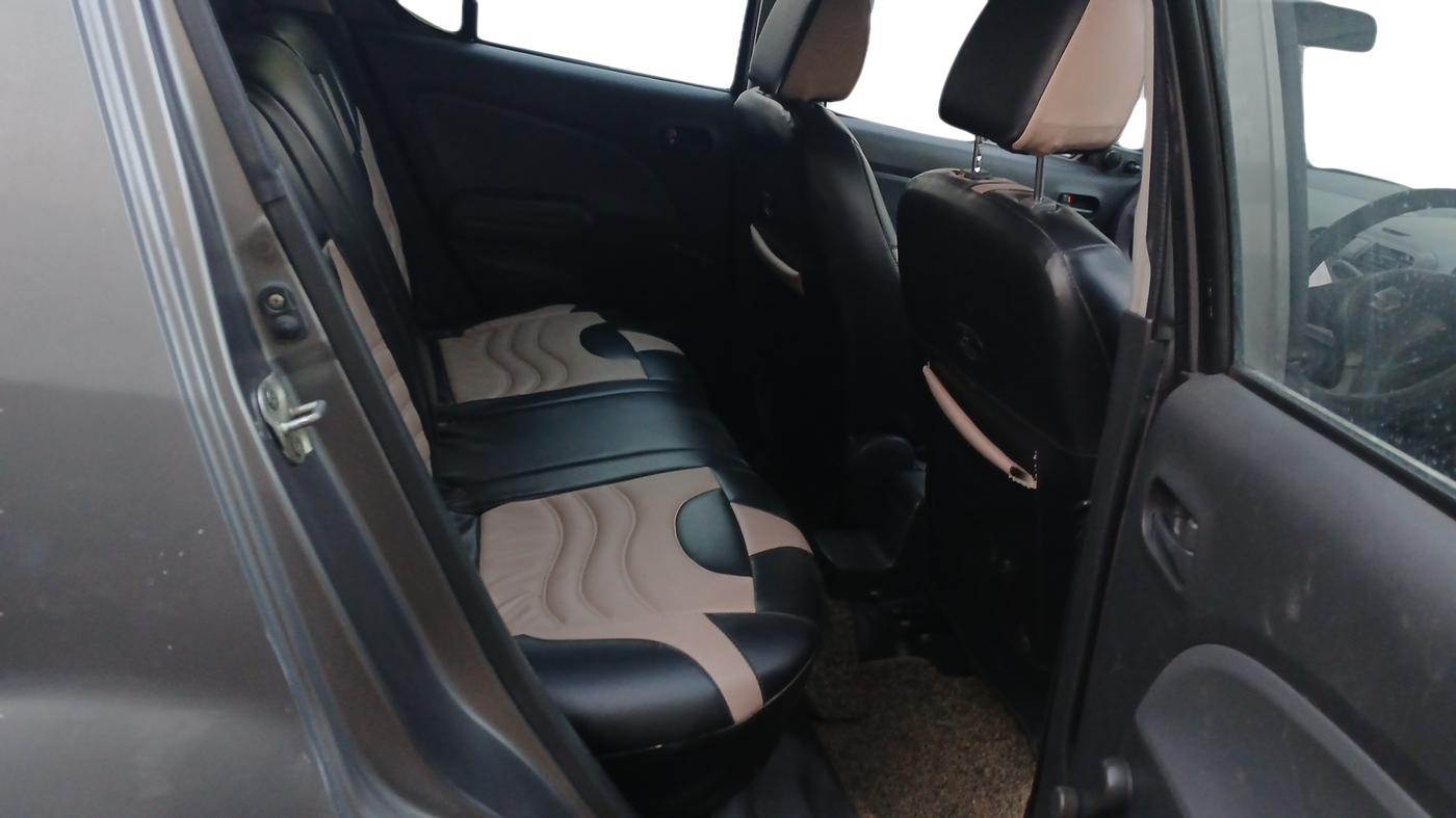 2011 Maruti Ritz LDI, Diesel, Manual, 85,397 km, Right Side Rear Door Cabin