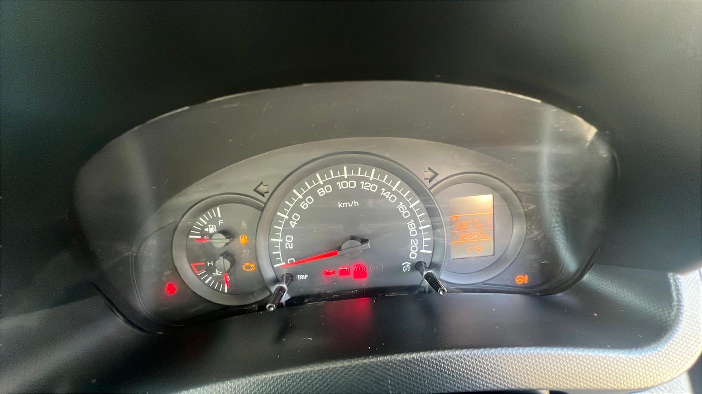 2014 Maruti Swift LXI, Petrol, Manual, 80,839 km, Odometer Image