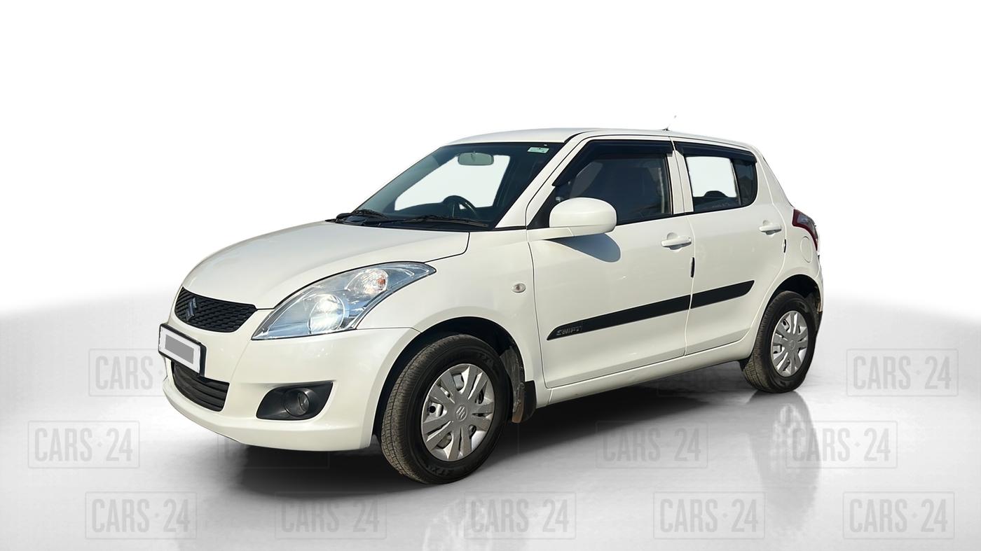 2014 Maruti Swift LXI, Petrol, Manual, 80,839 km, Left Front Diagonal