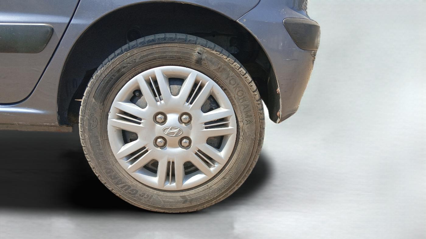 2011 Hyundai Santro Xing GLS, Petrol, Manual, 36,866 km, Left Rear Wheel