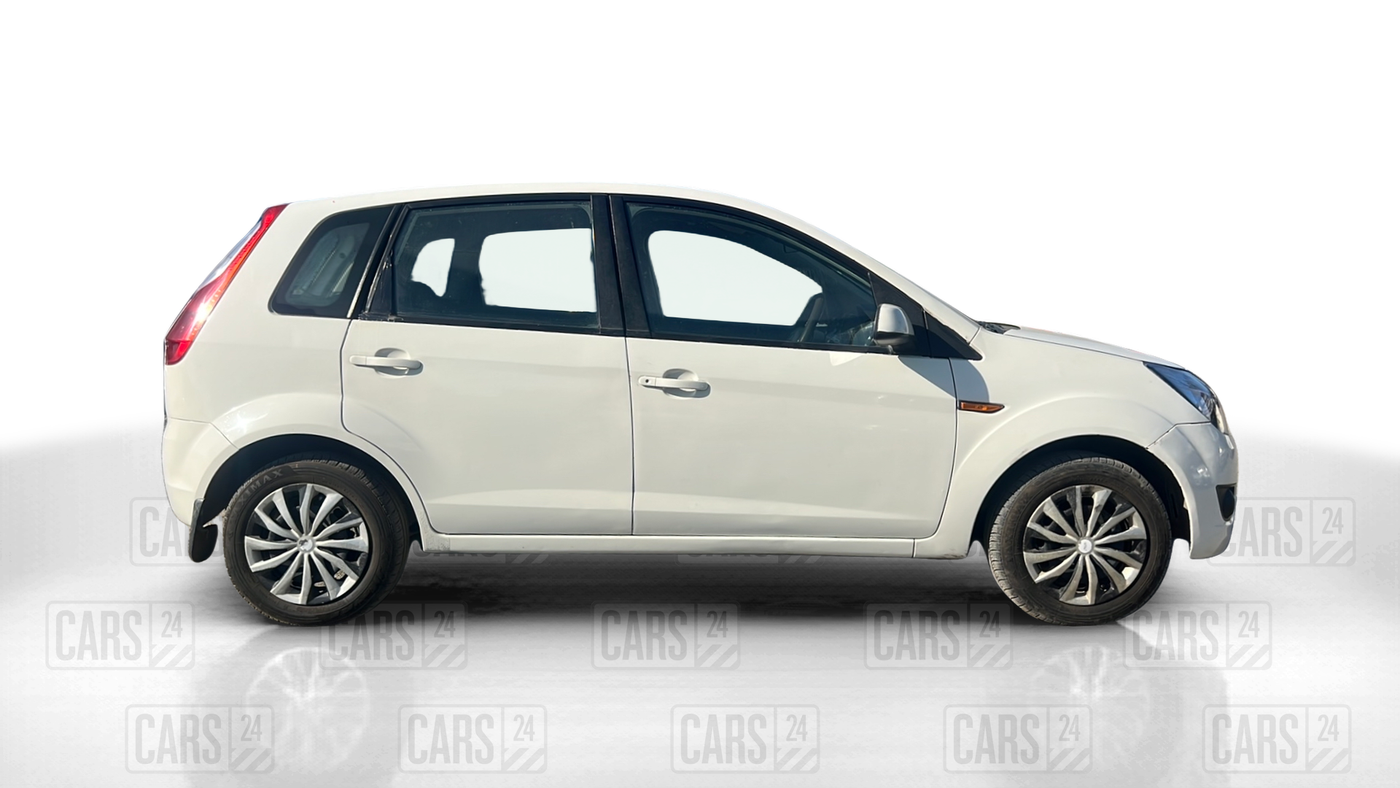 2012 Ford Figo EXI 1.4 DIESEL, Diesel, Manual, 1,23,942 km, Right Side View
