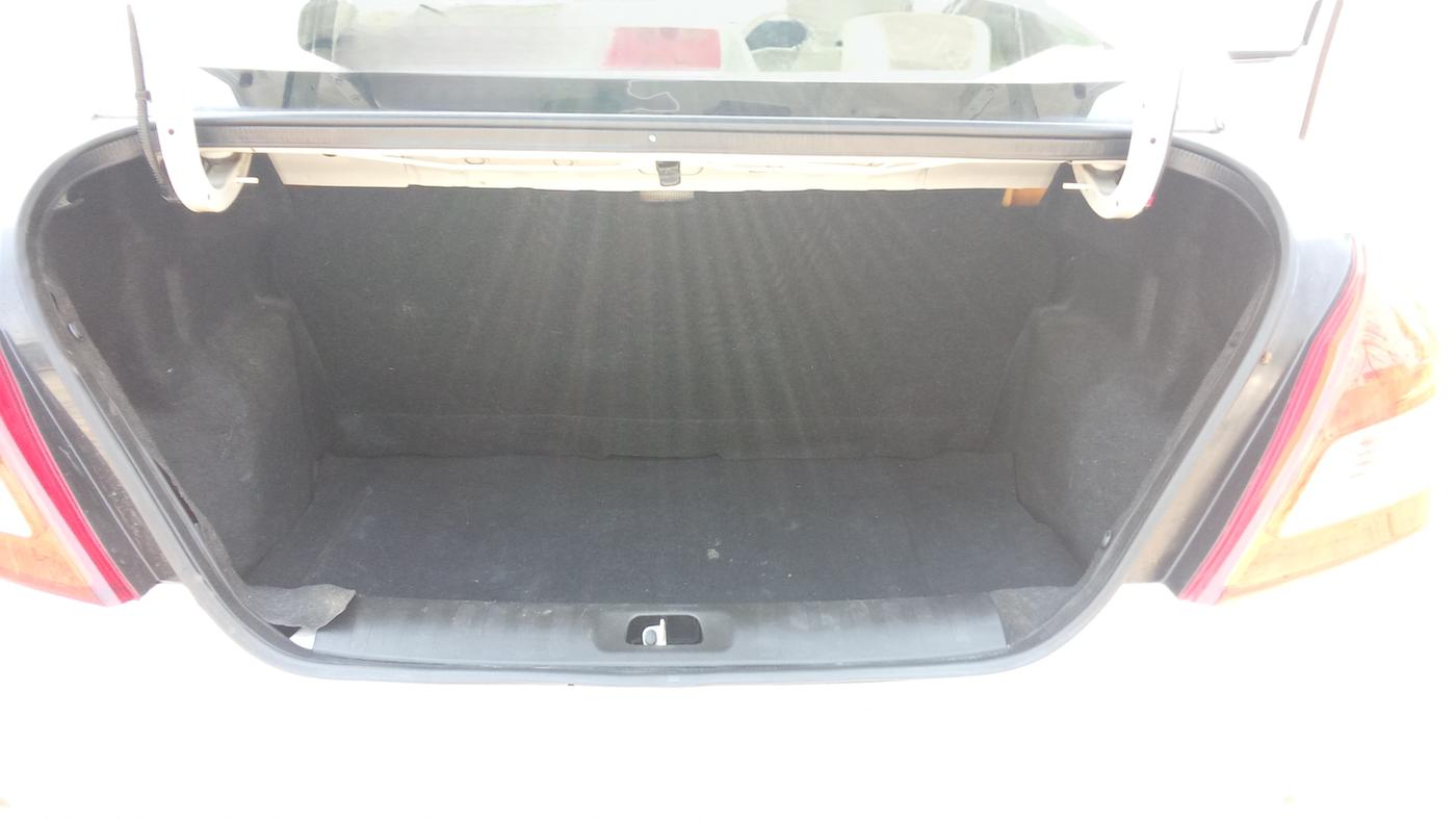 2015 Maruti Swift Dzire VXI, Petrol, Manual, 66,914 km, Boot Inside